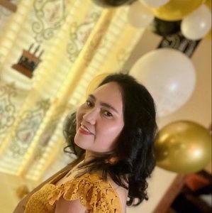 Meet your Posher, Alicia